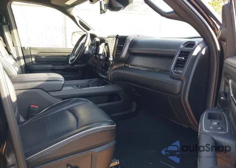 2022 Ram 2500 Limited 4X4 6'4 Box z USA, uszkodzony, nr VIN 3C6UR5TL1NG214838